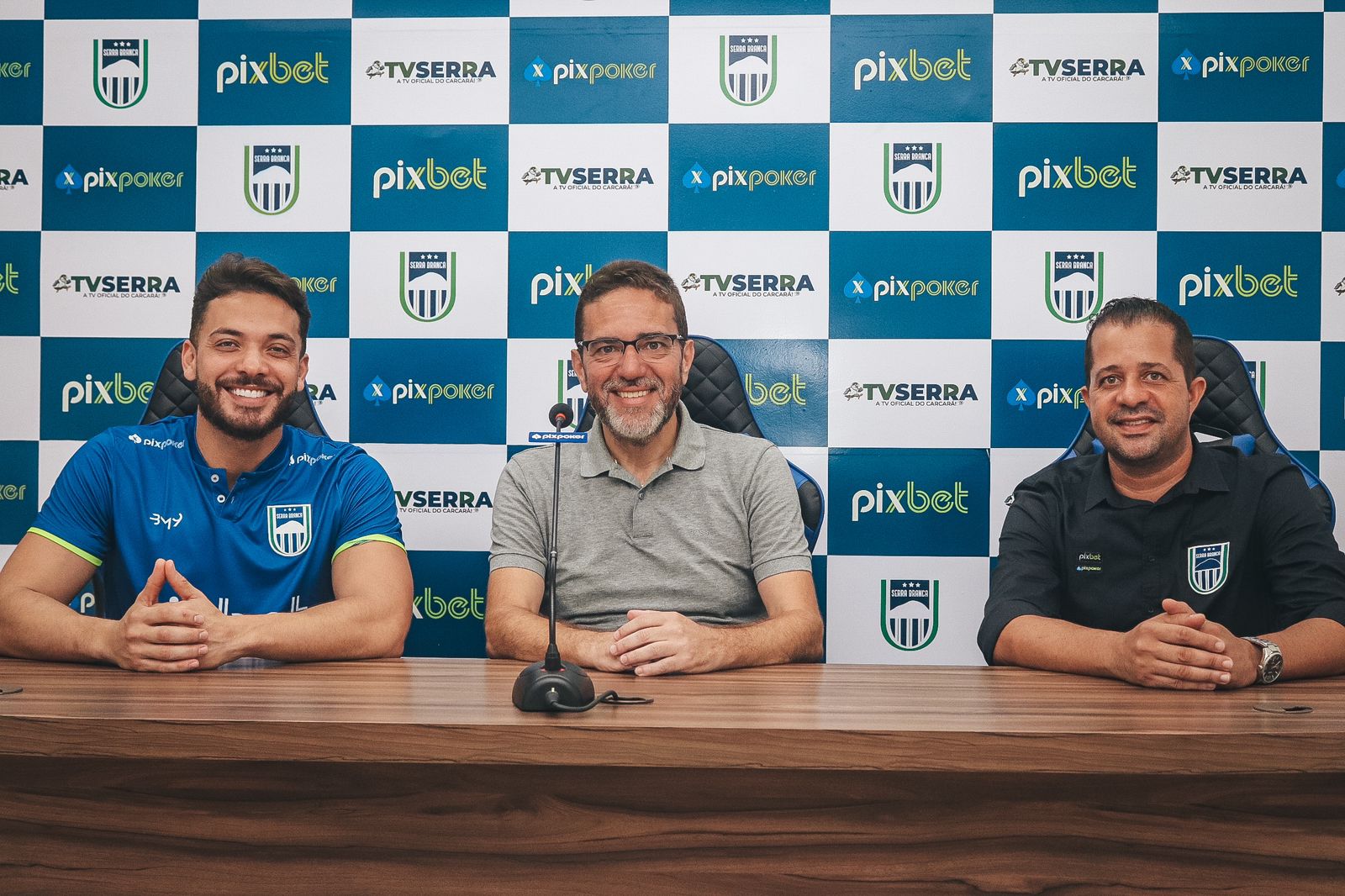 Safadão é apresentado no Serra Branca