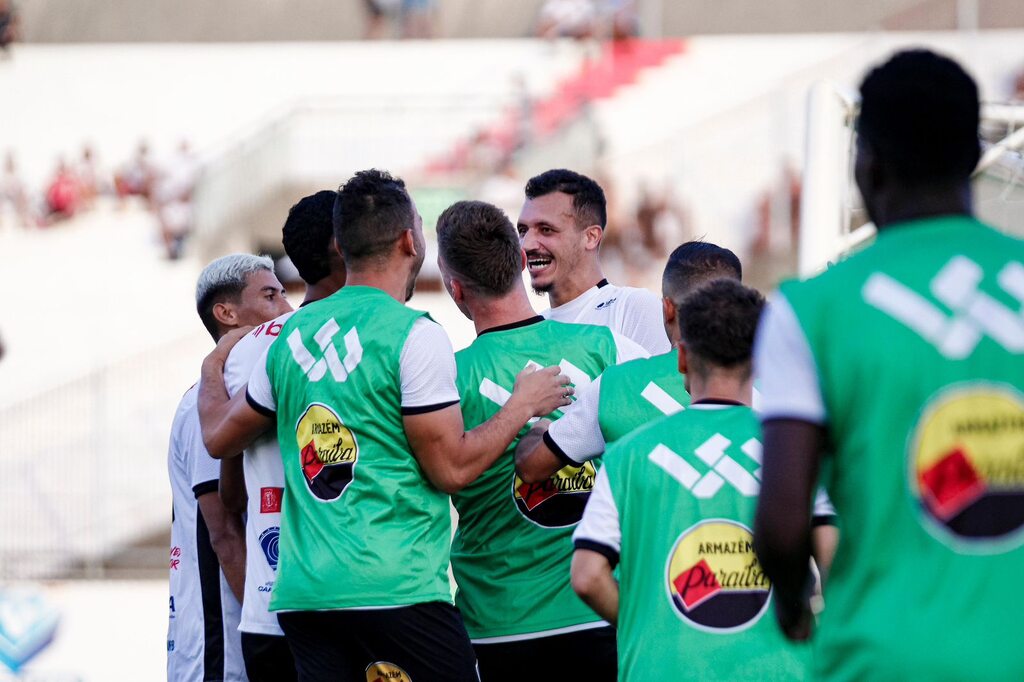 História do Botafogo-PB: Conquistas, Desafios e Triunfos