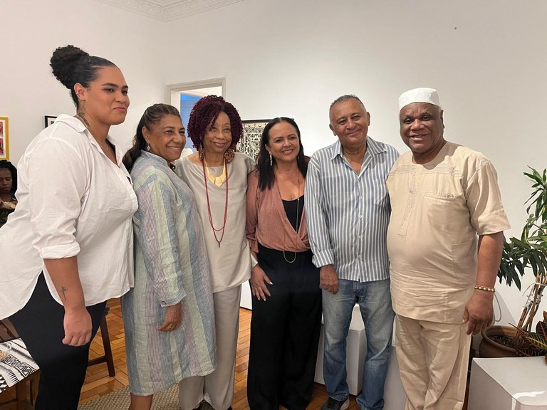 reuniao com instituto2.jpeg